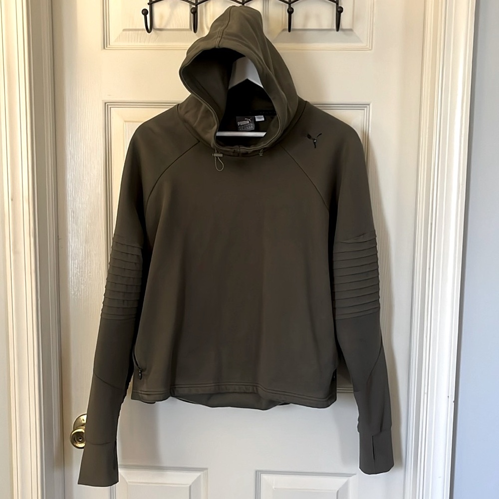 Women’s XL army green Puma  hoodie  with pleated sleeves